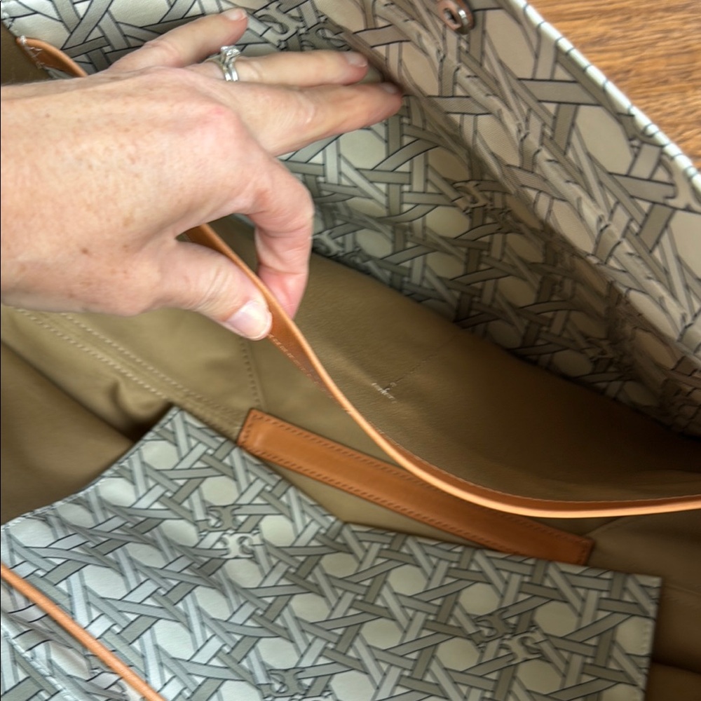 Tory Burch Basket Weave Canvas Tote NWT - Picture 9 of 13